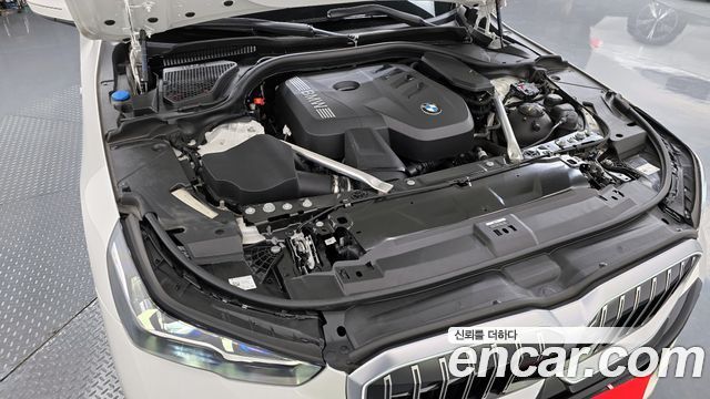 BMW 5-Series 520i M Sport