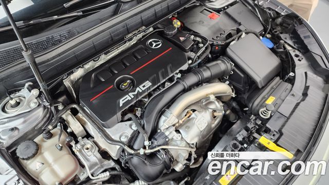 Mercedes-Benz GLB-Class AMG GLB35 4MATIC