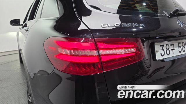 Mercedes-Benz GLC-Class GLC250 d 4MATIC
