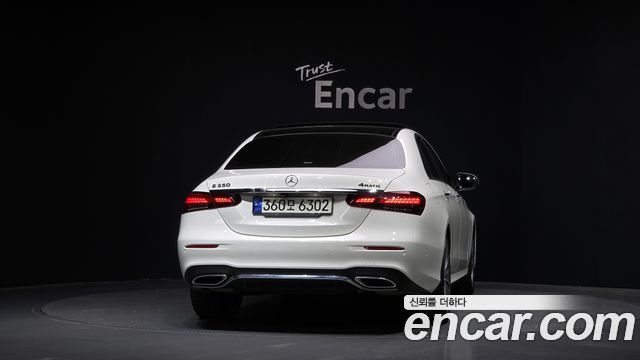 Mercedes-Benz E-Class E350 4MATIC AMG Line