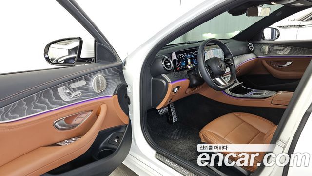 Mercedes-Benz E-Class E350 4MATIC AMG Line