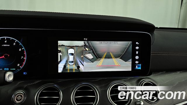 Mercedes-Benz E-Class E350 4MATIC AMG Line