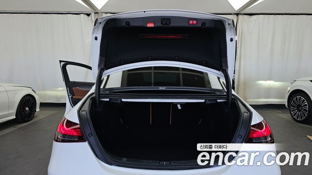 Mercedes-Benz E-Class E350 4MATIC AMG Line