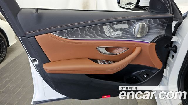 Mercedes-Benz E-Class E350 4MATIC AMG Line
