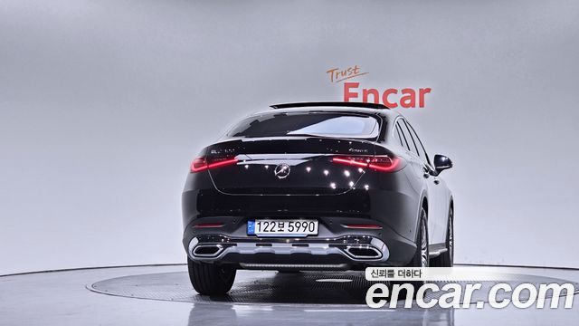 Mercedes-Benz GLC-Class GLC300 4MATIC Avnatgarde Coupe