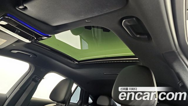 Mercedes-Benz GLC-Class GLC300 4MATIC Avnatgarde Coupe