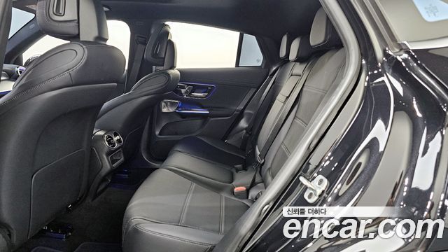 Mercedes-Benz GLC-Class GLC300 4MATIC Avnatgarde Coupe