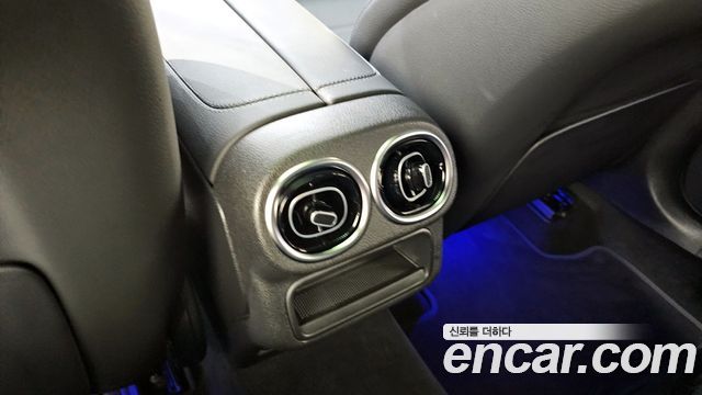 Mercedes-Benz GLC-Class GLC300 4MATIC Avnatgarde Coupe