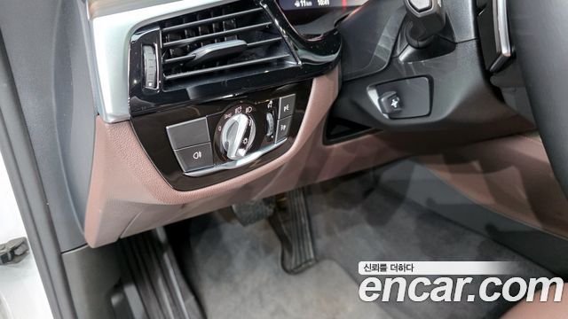 BMW Gran Turismo 630i xDrive Luxury