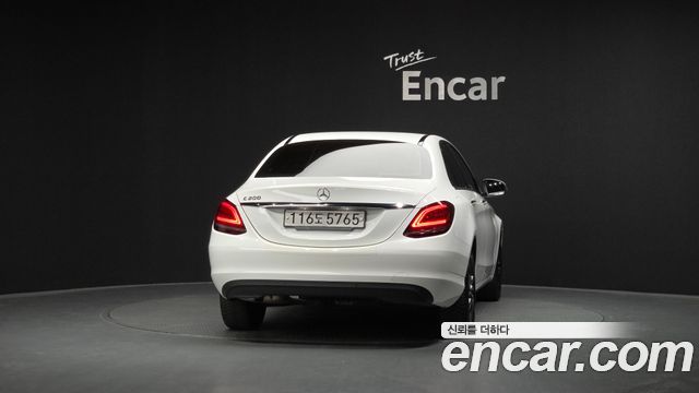 Mercedes-Benz C-Class C200