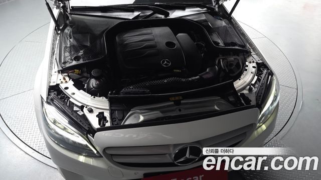 Mercedes-Benz C-Class C200