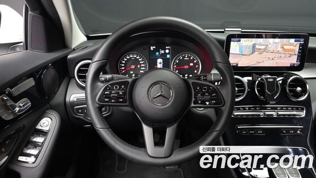 Mercedes-Benz C-Class C200