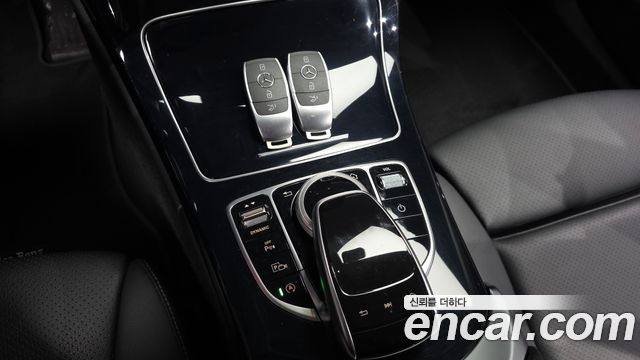 Mercedes-Benz C-Class C200