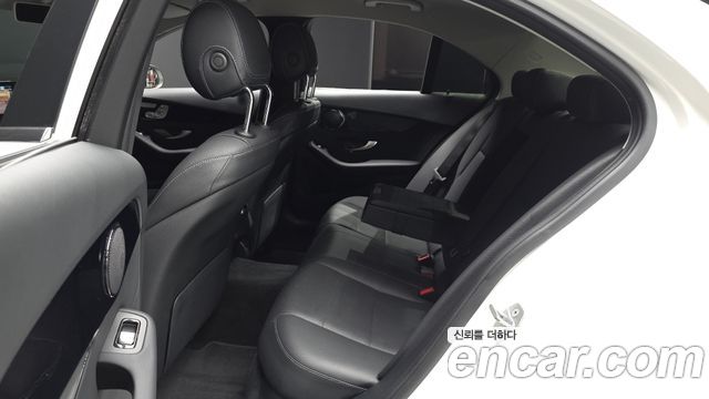 Mercedes-Benz C-Class C200