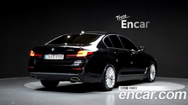 BMW 5-Series 523d Luxury