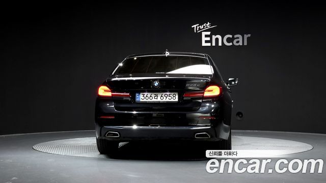 BMW 5-Series 523d Luxury
