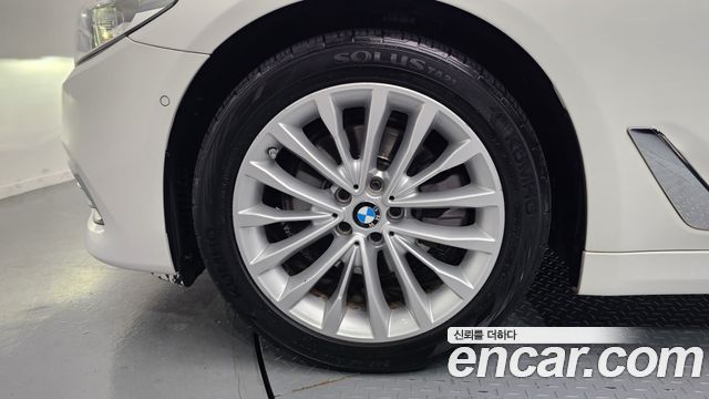 BMW 5-Series 520d Luxury Plus