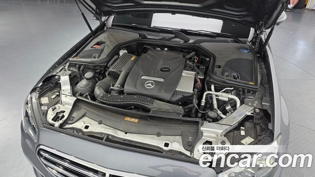 Mercedes-Benz E-Class E250 Exclusive