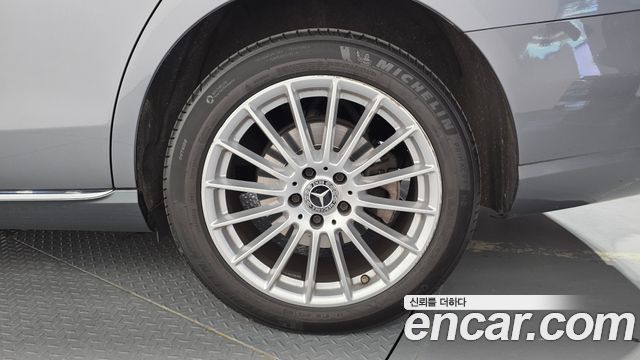 Mercedes-Benz E-Class E250 Exclusive