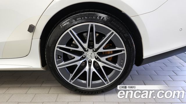 Mercedes-Benz AMG GT 4Door 43 4MATIC+
