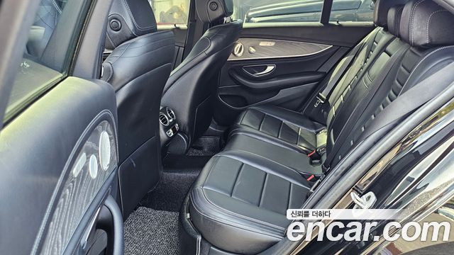 Mercedes-Benz E-Class E350 4MATIC AMG Line Edition