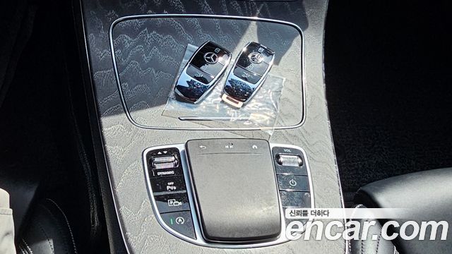 Mercedes-Benz E-Class E350 4MATIC AMG Line Edition