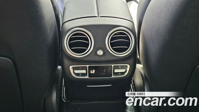 Mercedes-Benz E-Class E350 4MATIC AMG Line Edition