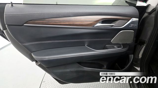 BMW Gran Turismo 630i xDrive Luxury