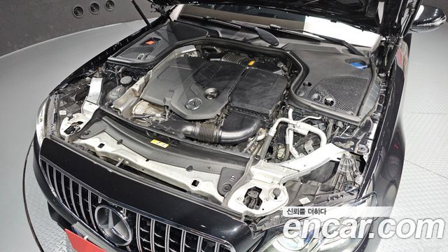 Mercedes-Benz E-Class E220d Avantgarde