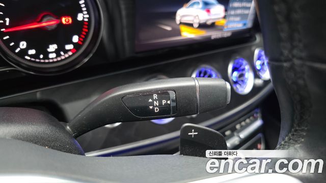 Mercedes-Benz E-Class E220d Avantgarde