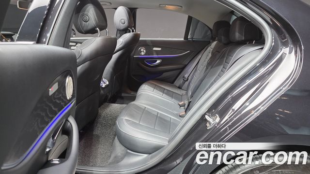 Mercedes-Benz E-Class E220d Avantgarde