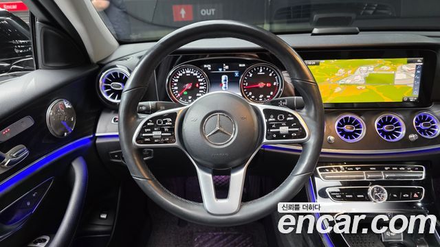 Mercedes-Benz E-Class E220d Avantgarde