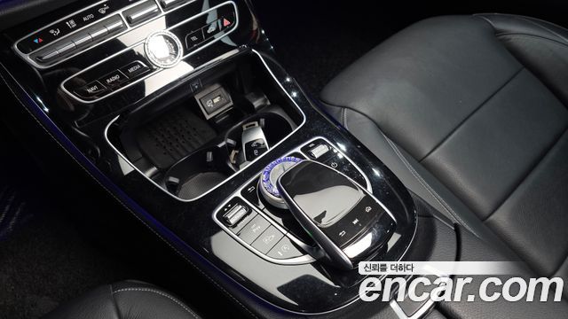 Mercedes-Benz E-Class E220d Avantgarde