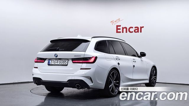 BMW 3-Series 320i Touring M Sports