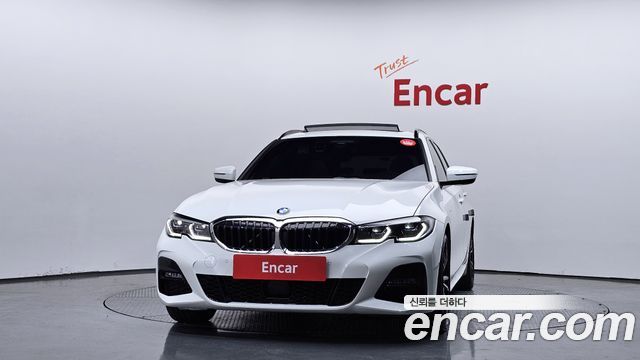 BMW 3-Series 320i Touring M Sports