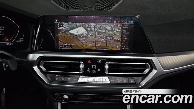 BMW 3-Series 320i Touring M Sports