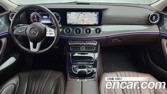 Mercedes-Benz CLS-Class CLS300d AMG Line