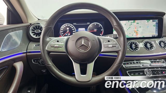 Mercedes-Benz CLS-Class CLS300d AMG Line