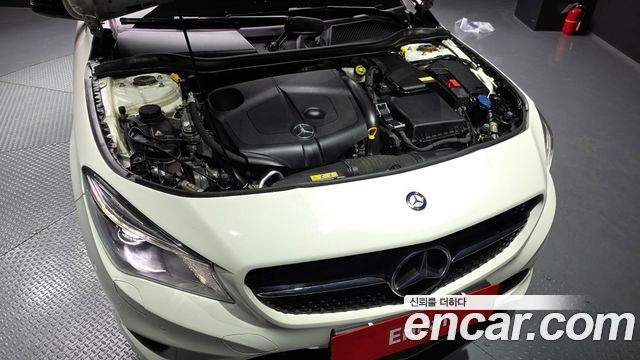 Mercedes-Benz CLA-Class CLA200 d