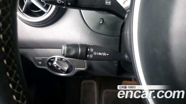 Mercedes-Benz CLA-Class CLA200 d