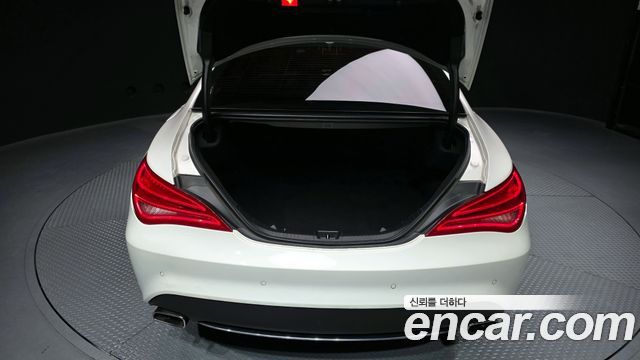 Mercedes-Benz CLA-Class CLA200 d