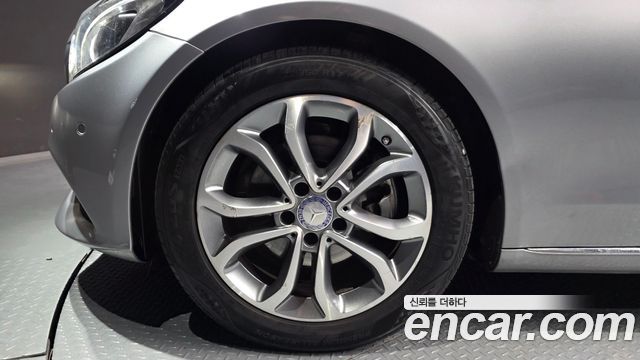 Mercedes-Benz C-Class C220 d Avantgarde