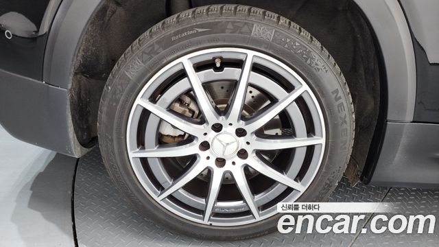 Mercedes-Benz GLB-Class AMG GLB35 4MATIC
