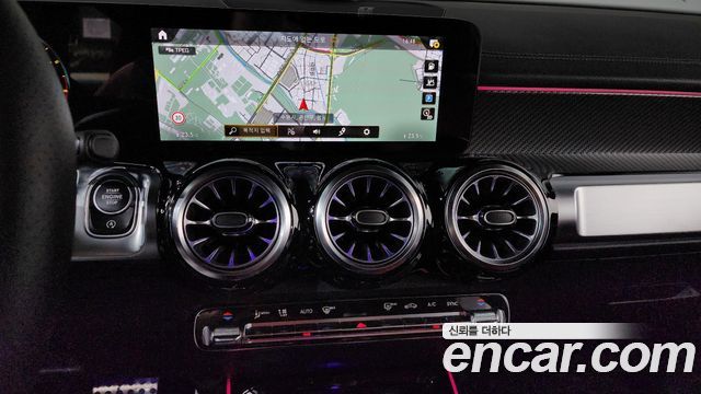 Mercedes-Benz GLB-Class AMG GLB35 4MATIC