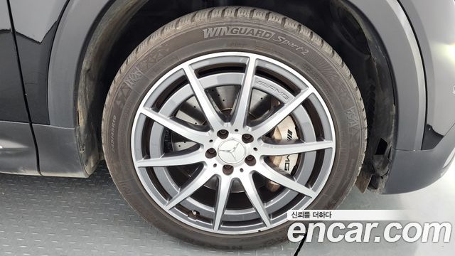 Mercedes-Benz GLB-Class AMG GLB35 4MATIC