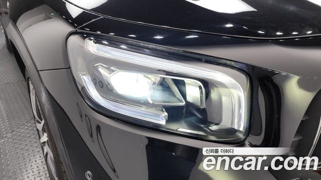 Mercedes-Benz GLB-Class AMG GLB35 4MATIC