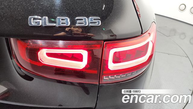 Mercedes-Benz GLB-Class AMG GLB35 4MATIC
