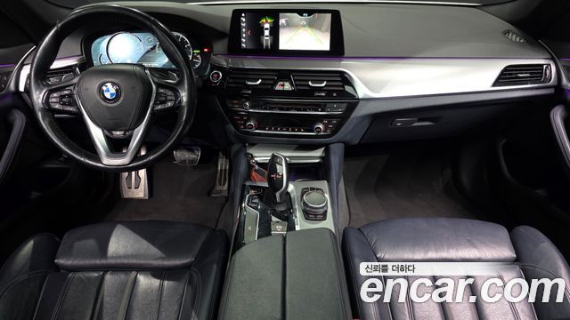 BMW 5-Series 520d M Sport package
