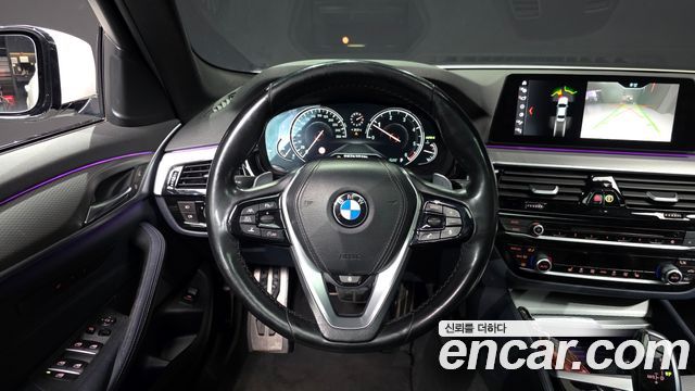 BMW 5-Series 520d M Sport package