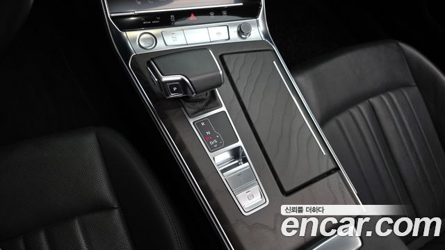 Audi A6 45 TFSI Premium